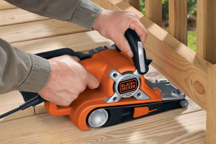 BLACK DECKER KA88 Szlifierka taśmowa 720W 75x533mm Zastosowanie