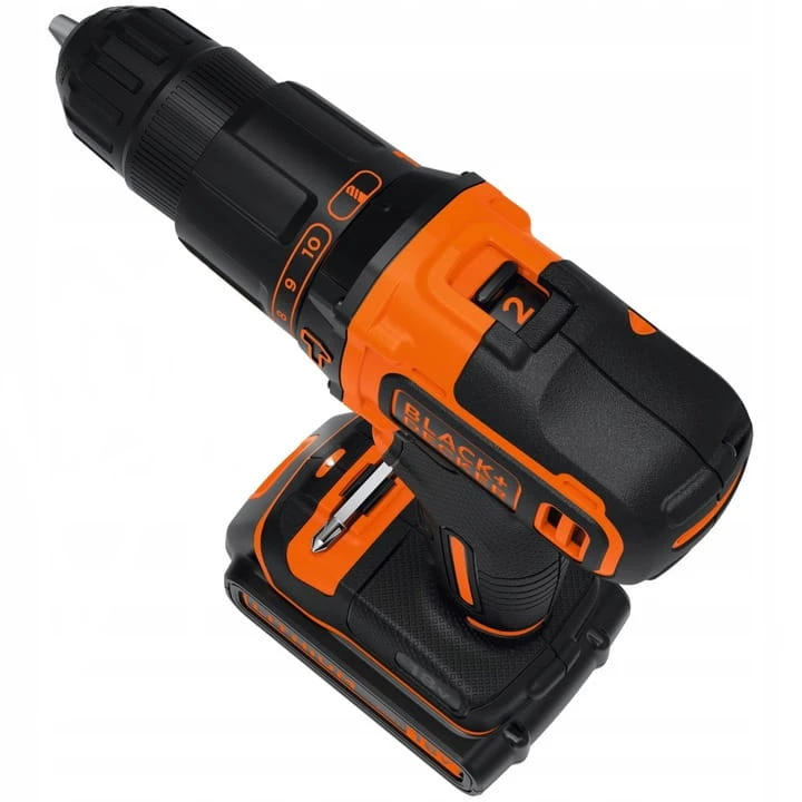 Wiertarko wkrętarka udarowa 18V 2.0Ah Black Decker BDCHD18