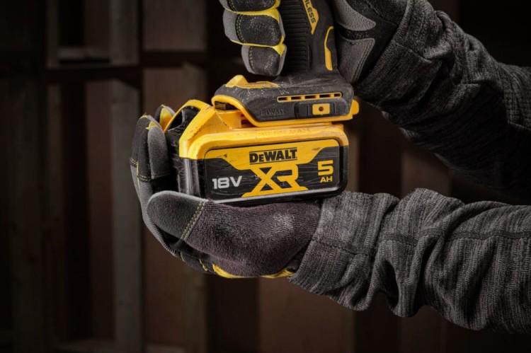 Wiertarko wkrętarka DeWalt DCD100YP2T zastosowanie