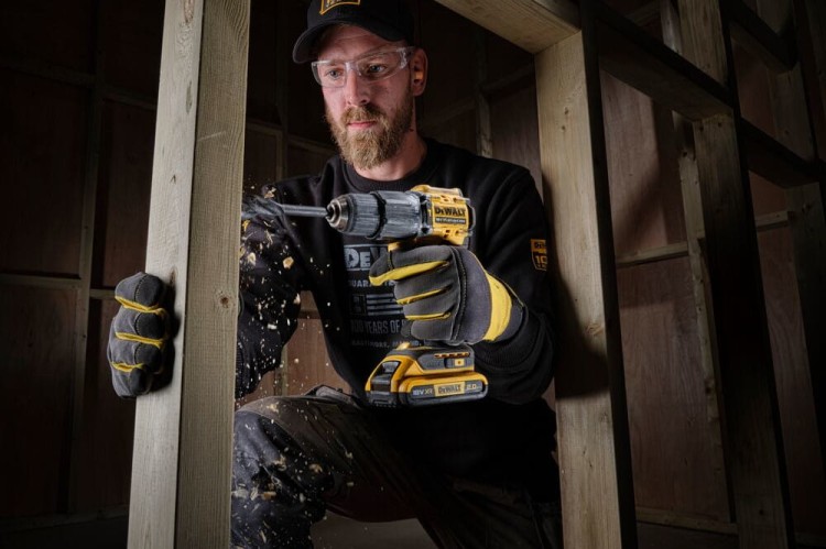 Wiertarko wkrętarka udarowa DeWalt DCD100YD2T zastosowanie