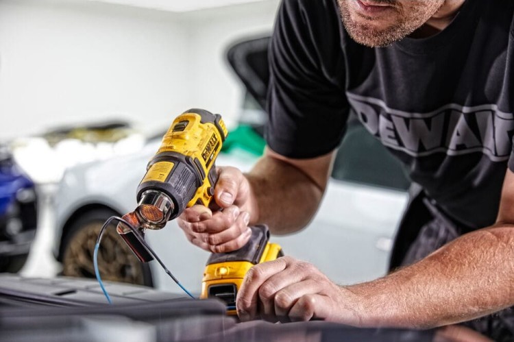 Opalarka akumulatorowa DeWALT DCE530N zastosowanie