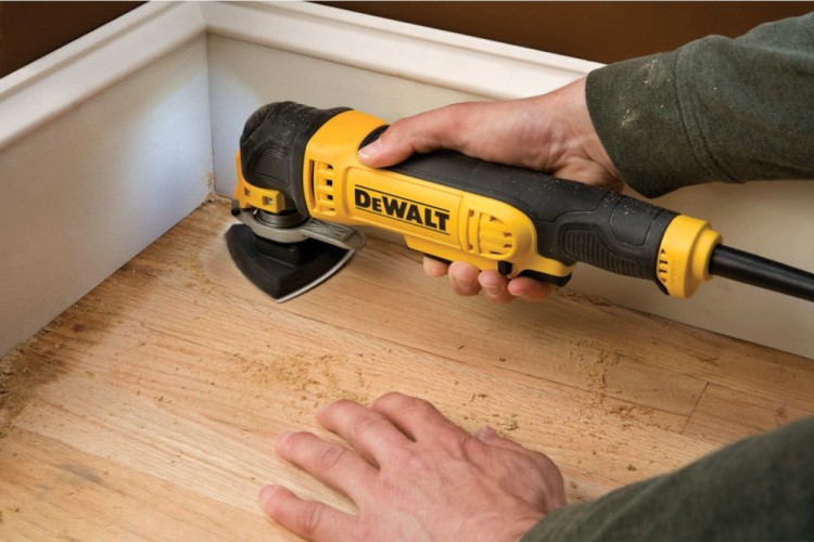 DeWALT Papier ścierny trójkątny na rzep zastosowanie