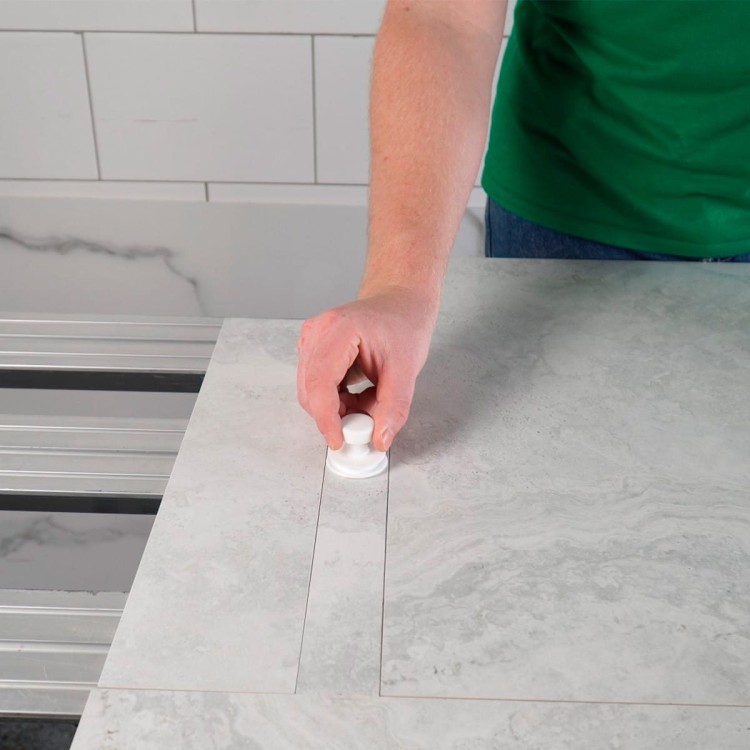 Zestaw przyssawek z szablonem do wiercenia MECHANIC MiniFix zastosowanie