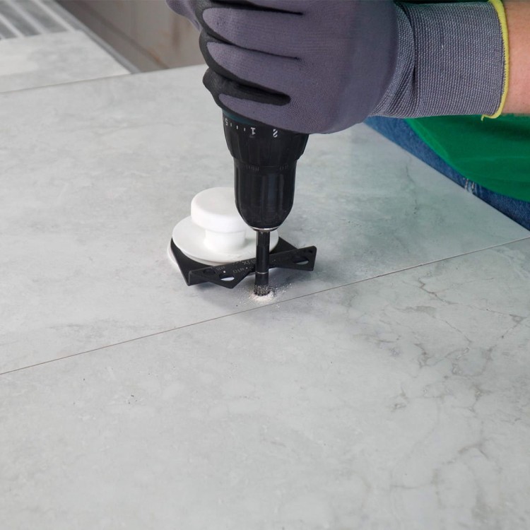 Zestaw przyssawek z szablonem do wiercenia MECHANIC MiniFix zastosowanie