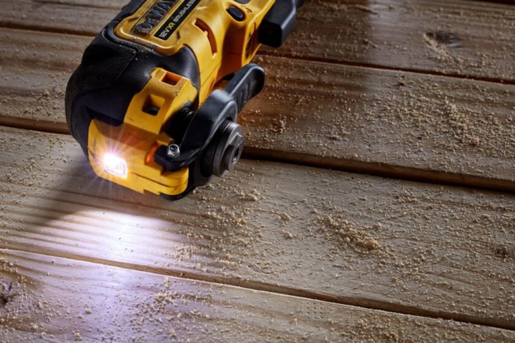 Narzędzie oscylacyjne DEWALT DCS353 zastosowanie