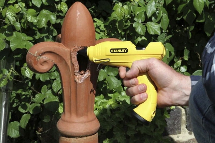 STANLEY pistolet do kleju 25 W STHT6-70416