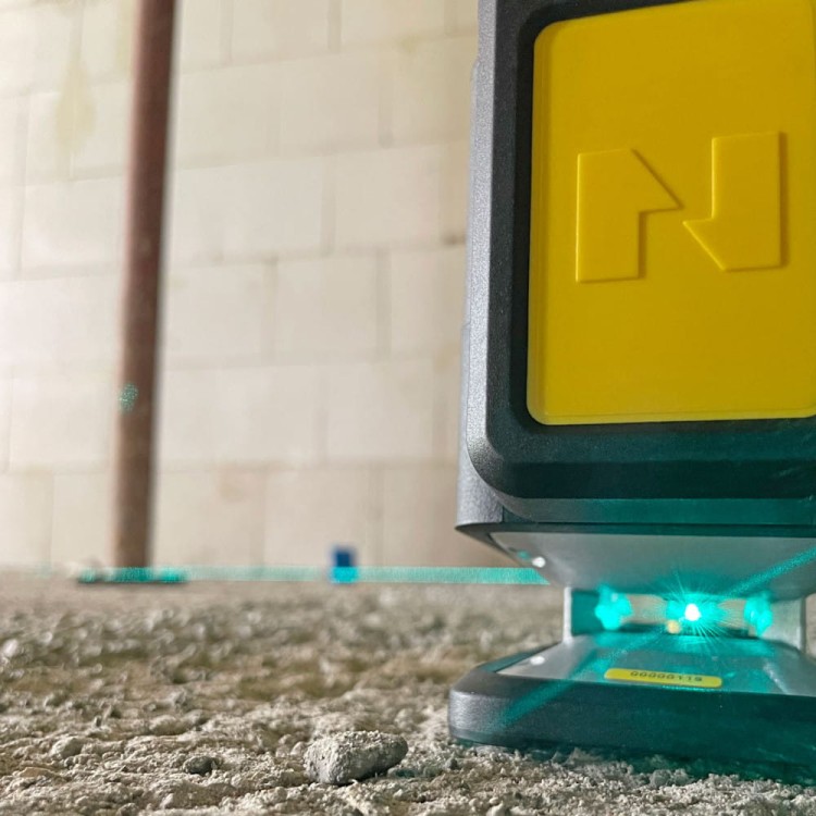 Laser krzyżowy Nivel System CL4B zastosowanie