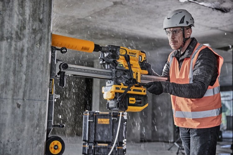zastosowanie adaptera POWERSHIFT do akumulatorów XR FLEXVOLT