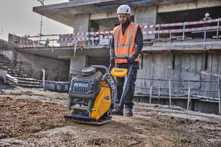 Zagęszczarka gruntu DeWALT POWERSHIFT DCPS7154 zastosowanie
