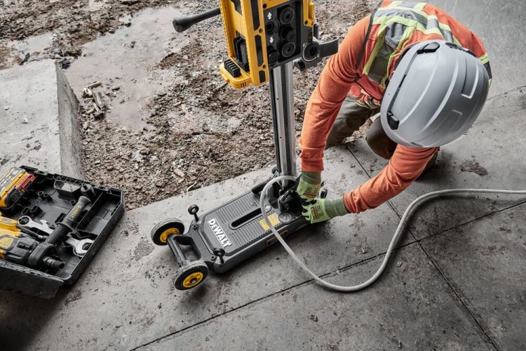 Podstawa do wiertnicy DeWALT DCPS151 zastosowanie