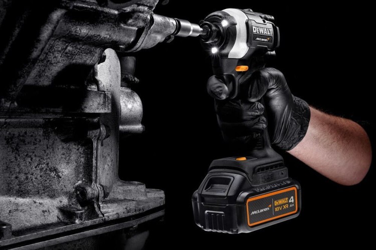 Zakrętarka udarowa DeWALT DCF85M zastosowanie