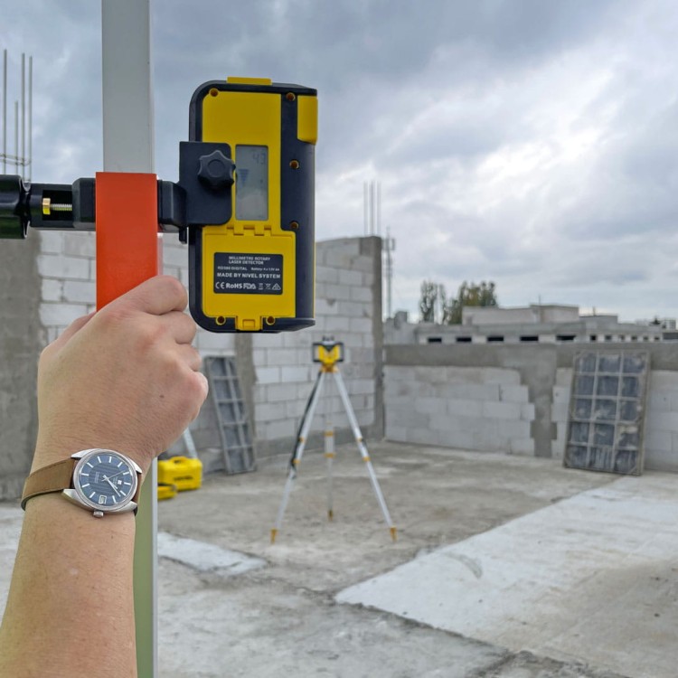 zastosowanie Lasera obrotowego Niwel System NL740G Digital