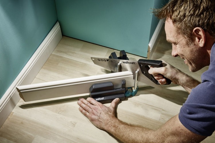 zastosowanie regulowanej skrzynki uciosowej WOLFCRAFT 6948000