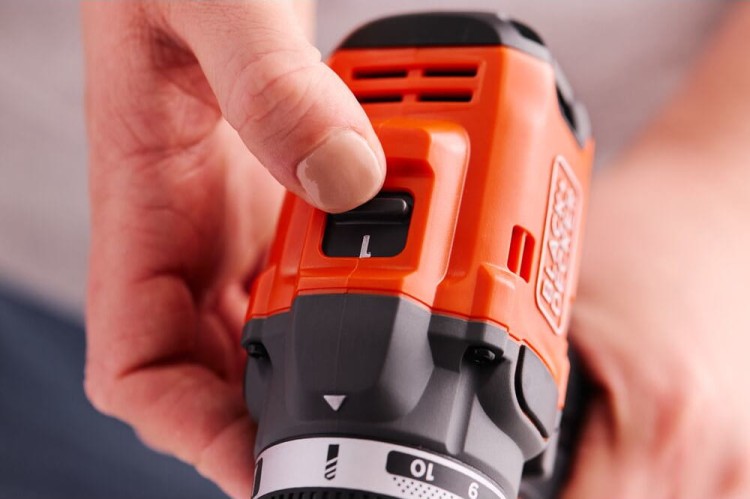 Wiertarko Wkrętarka BLACK DECKER BLD682XN