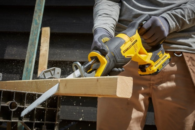 Piła szablasta STANLEY