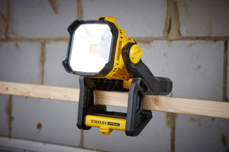 STANLEY SFMCL030B Lampa warsztatowa