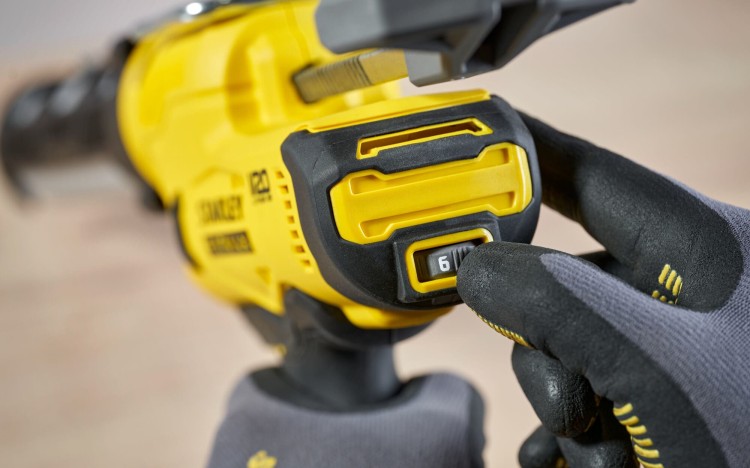 Stanley SFMCE600B