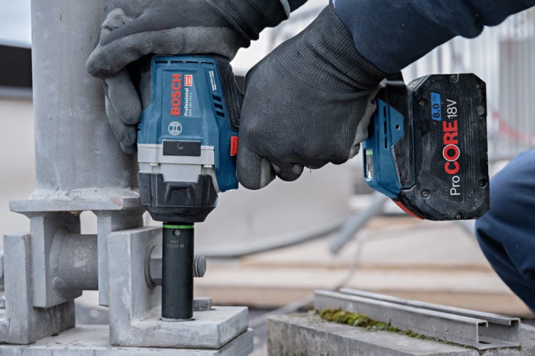 Klucz udarowy BOSCH GDS 18V-750 C zastosowanie