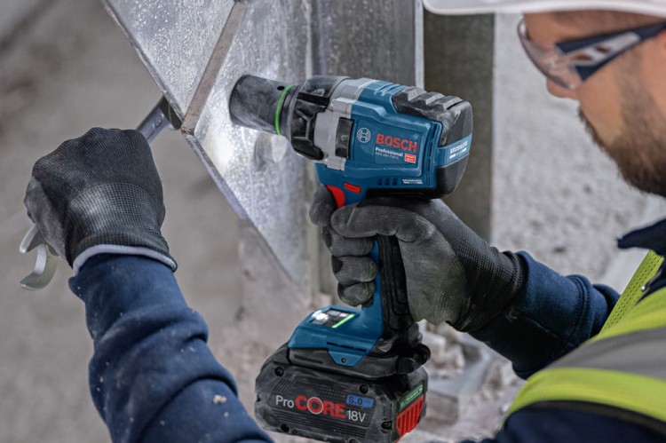 Klucz udarowy BOSCH GDS 18V-750 C zastosowanie
