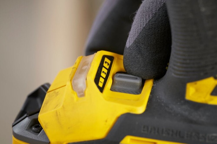 Zakrętarka STANLEY SFMCF830 zastosowanie