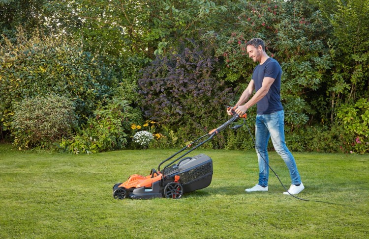 Kosiarka elektryczna 42cm BEMW481ES 1800W