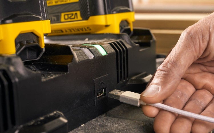 Ładowarka podwójna