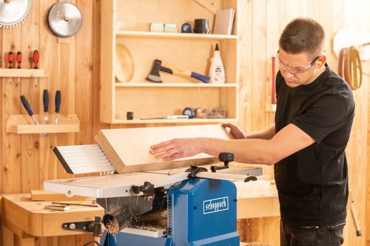 Heblarka grubościówka Scheppach HMS1070 zastosowanie