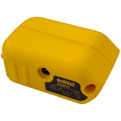 Adapter USB do ładowania urządzeń z akumulatora 18V