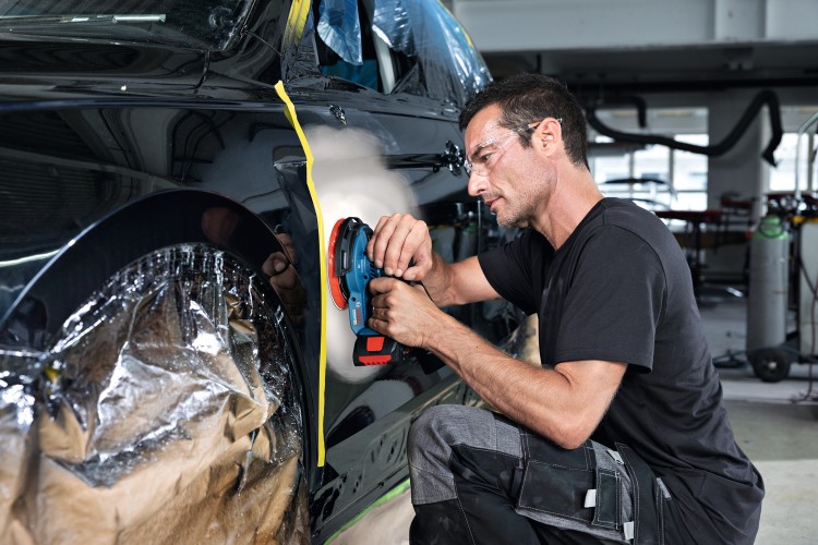 zastosowanie szlifierki mimośrodowej 18V Bosch GEX 18V-150-3