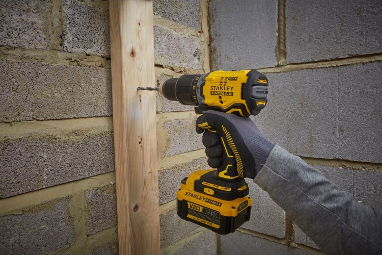 zastosowanie wkrętarki Stanley SFMCD715
