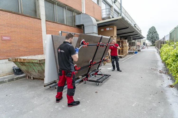 zastosowanie przenośnika do płyt SLAB TRANS HD N Rubi
