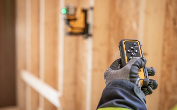 zastosowanie lasera DEWALT DCLE34035D1