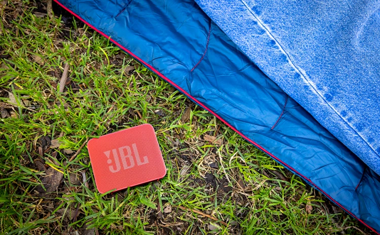 zastosowanie głośnika bezprzewodowego JBL GO Essential 2