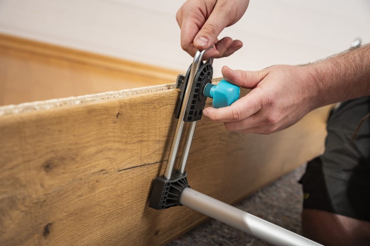 WOLFCRAFT 3675000 Rozpierak do montażu futryn drzwiowych