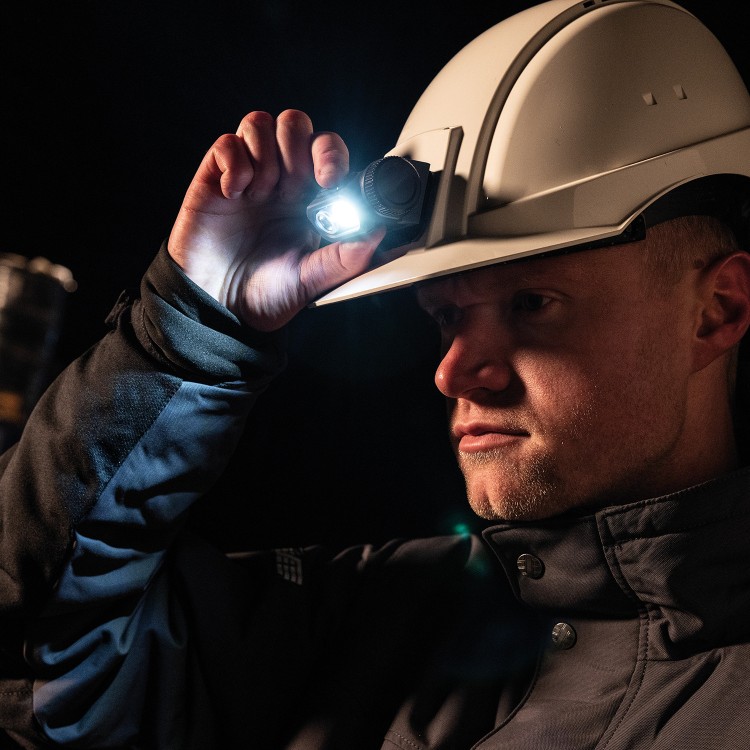 zastosowanie Lampy czołowej SCANGRIP 03.5621