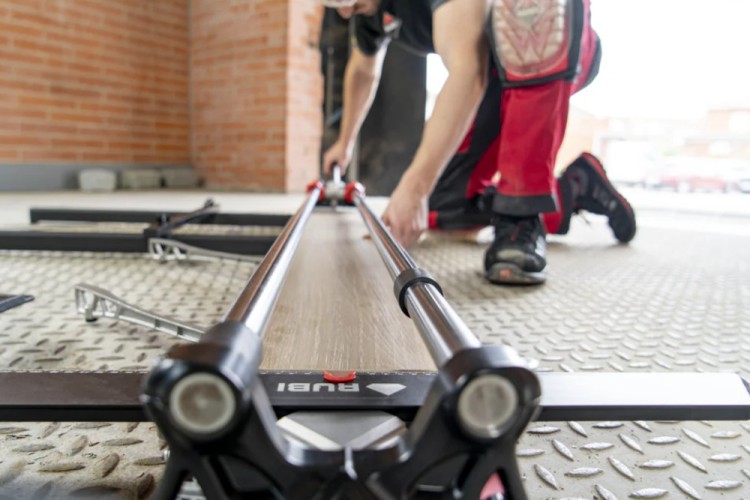 RUBI Przecinarka ręczna do płytek HIT-1600 PLUS RS zastosowanie