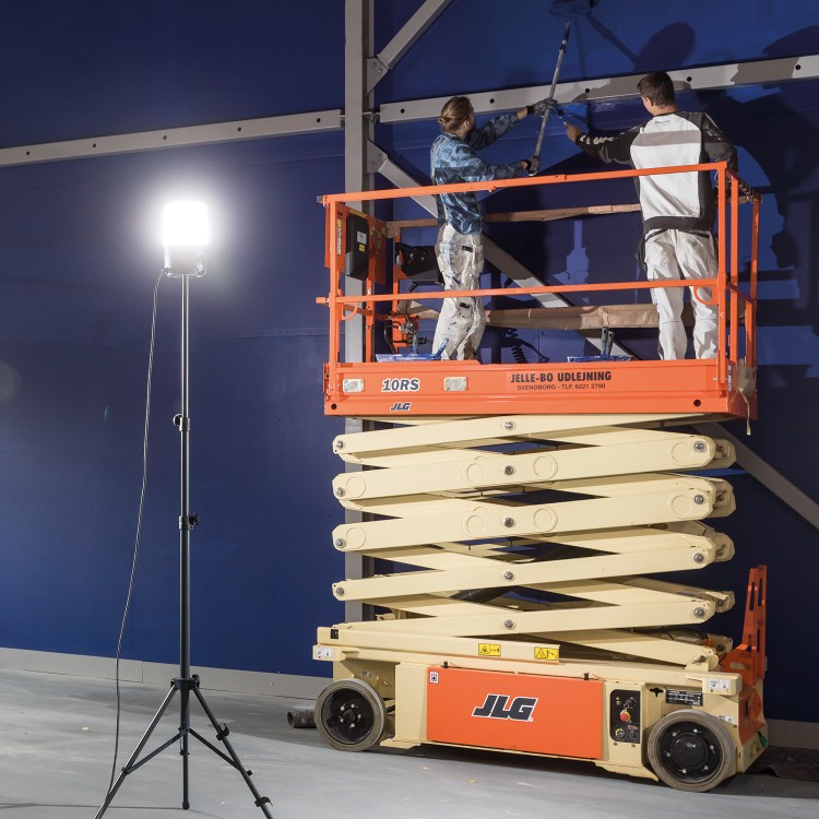 zastosowanie Lampy roboczej SCANGRIP 03.5637