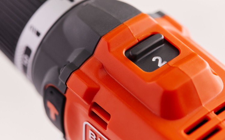 zastosowanie wkrętarki akumulatorowej 18V BLACK DECKER BLD683D1XK