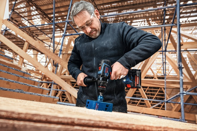 zastosowanie wiertarko-wkrętarki BOSCH EXSR18V-150