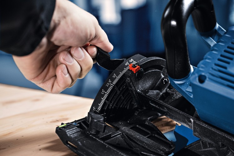 zastosowanie piły tarczowej 18V Bosch EXPERT EXKS18V-68GX