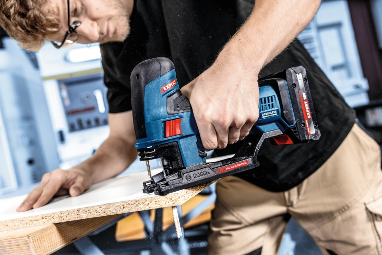 zastosowanie wyrzynarki BOSCH EXPERT EXST18V-155S