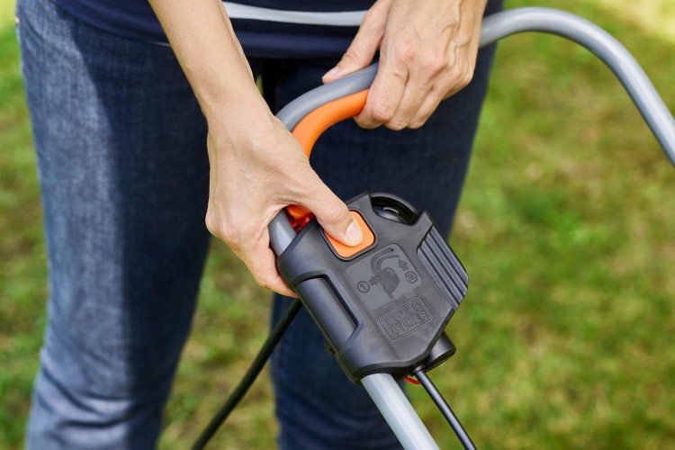Kosiarka do trawy Black Decker BEMW351 zastosowanie