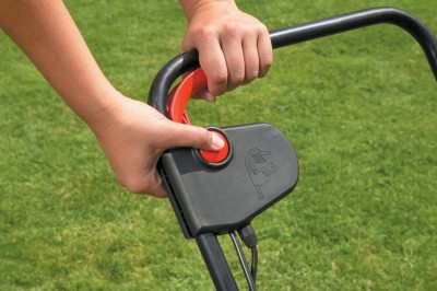 Aerator do trawy elektryczny Black Decker GD300