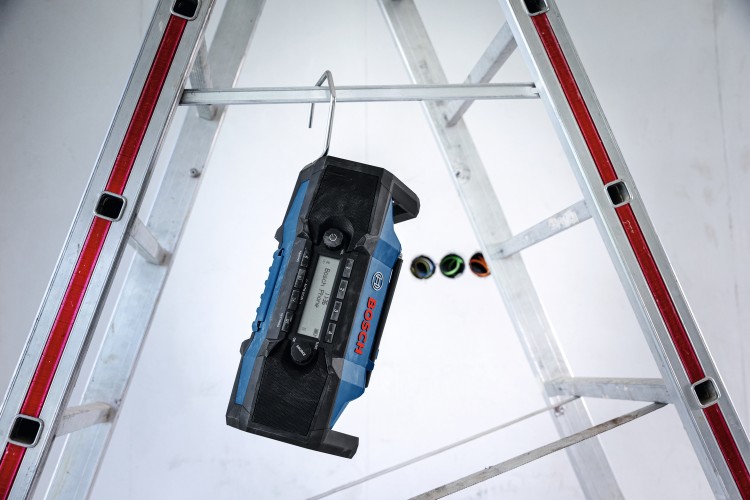 zastosowanie radia budowalnego akumulatorowego PRO GPB18V-3SC Bosch 06014A3300