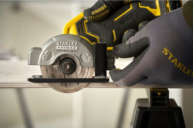 zastosowanie MultiPilarki Stanley SFMCM300