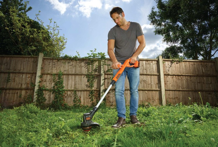 Podkaszarka akumulatorowa Black Decker ST1823 żyłkowa