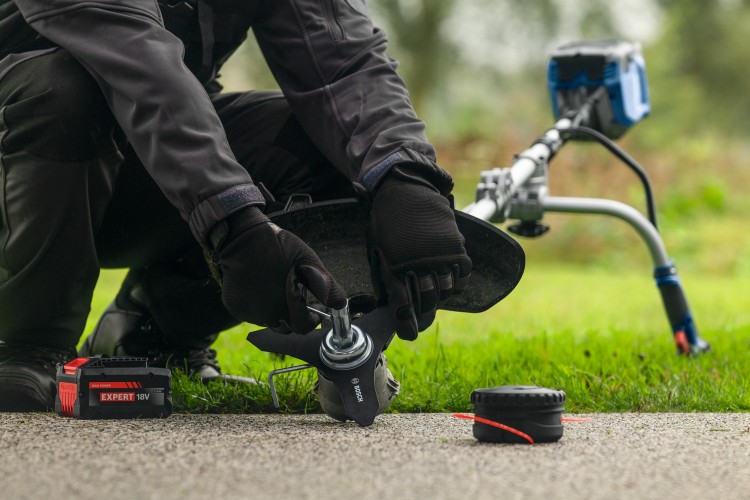 zastosowanie Wykaszarki Bosch PRO GFR18V-25BH