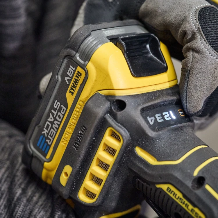 Zdjęcie podglądowe szlifierki trzpieniowej prostej 18V XR Dewalt DCG420N body