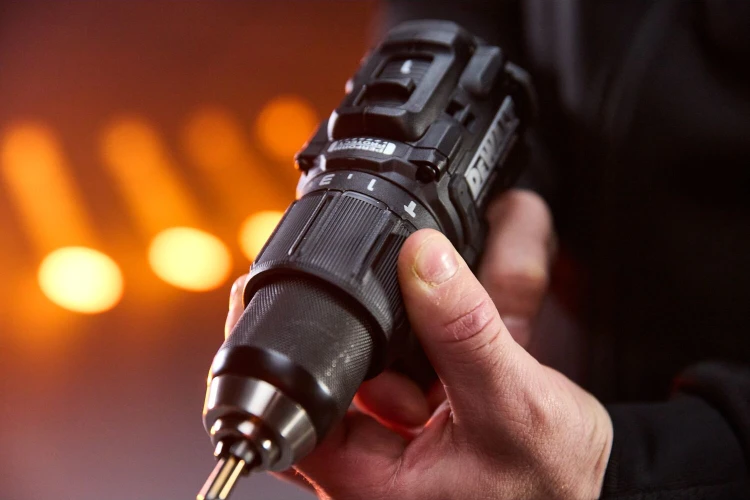 Wiertarko wkrętarka Dewalt McLaren DCD86M zastosowanie