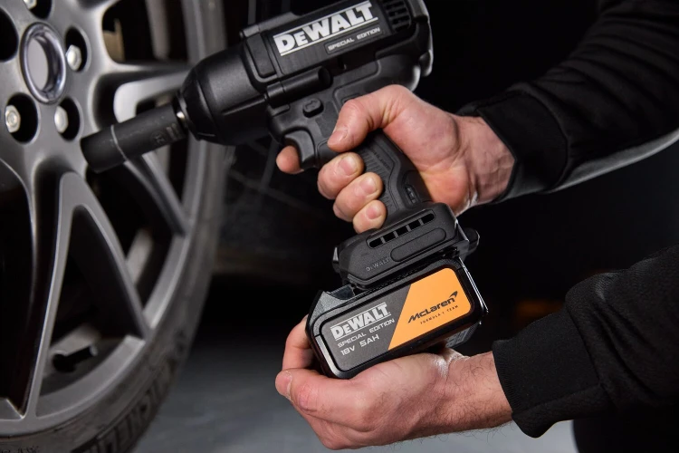 zastosowanie Klucza udarowego Dewalt DCF99M